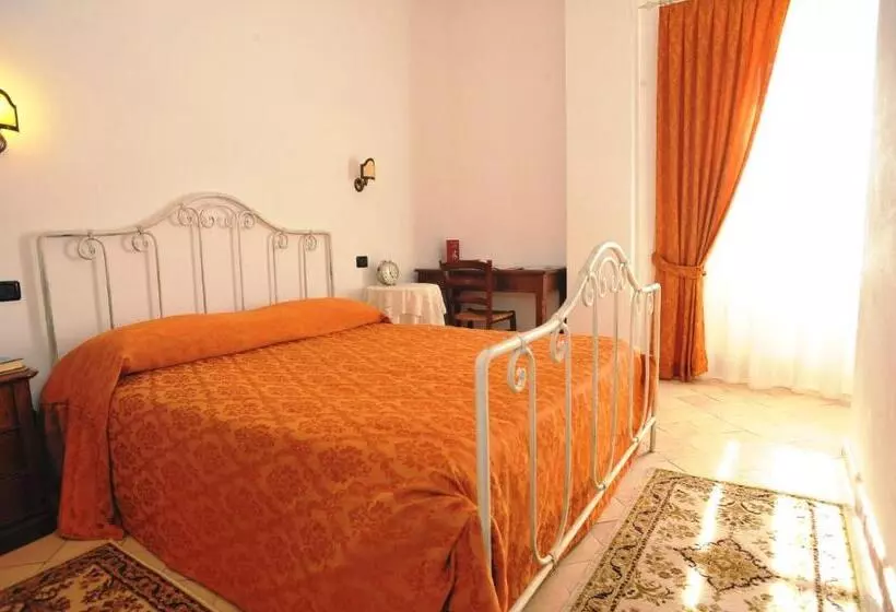 ホテル Agriturismo Santa Veronica