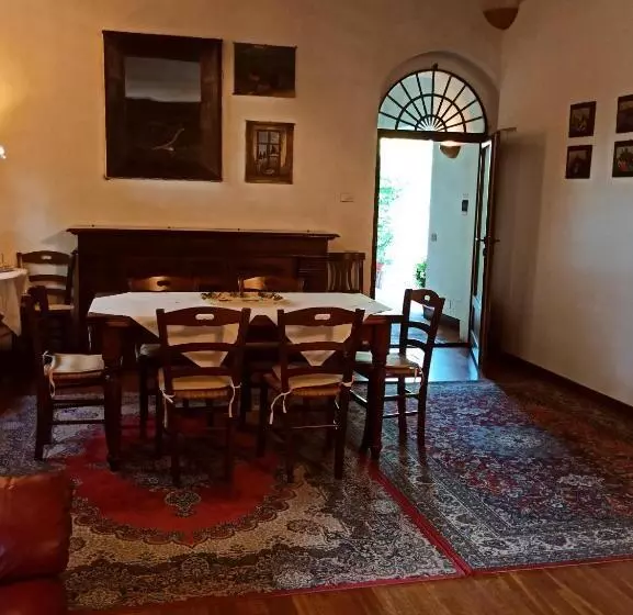 Hotelli Villa Podere Cartaio Bio Estate Pool Airc