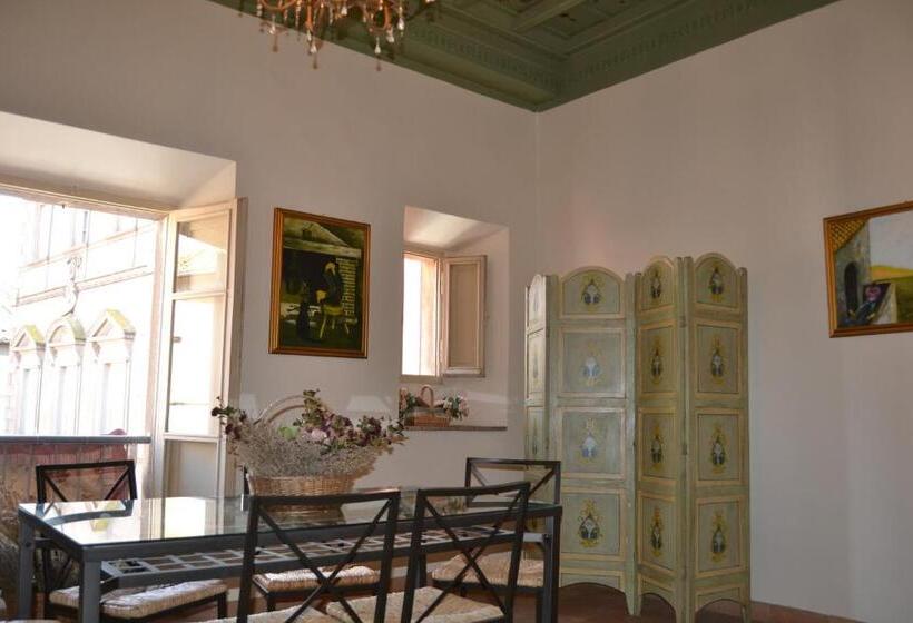 Pension (Hôtel basse catégorie) Clockwise