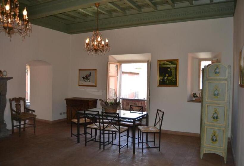 Pension (Hôtel basse catégorie) Clockwise