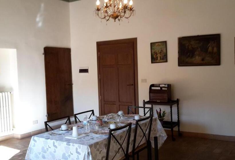 Pension (Hôtel basse catégorie) Clockwise