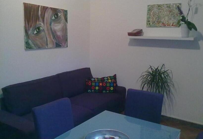 פנסיון Affittacamere Valchiavenna Foresteria In Tranquilla Villa Signorile Con Comodo Parcheggio Privato