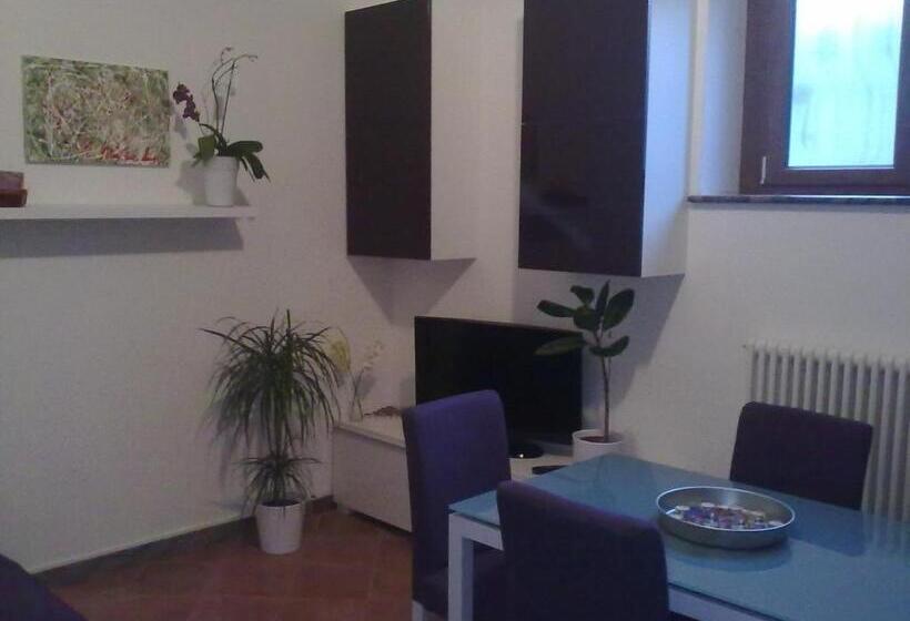 פנסיון Affittacamere Valchiavenna Foresteria In Tranquilla Villa Signorile Con Comodo Parcheggio Privato