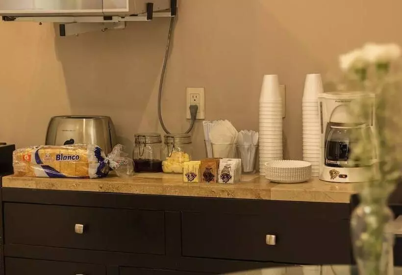 Hotelli Bonitto Inn® Tampico Lomas