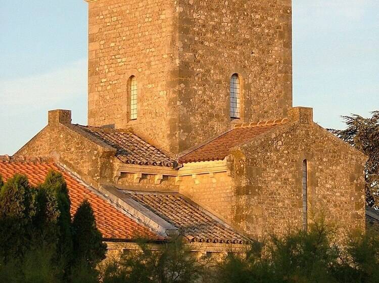 فندق De La Place