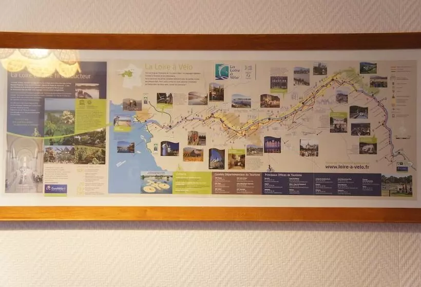 ホテル De La Place