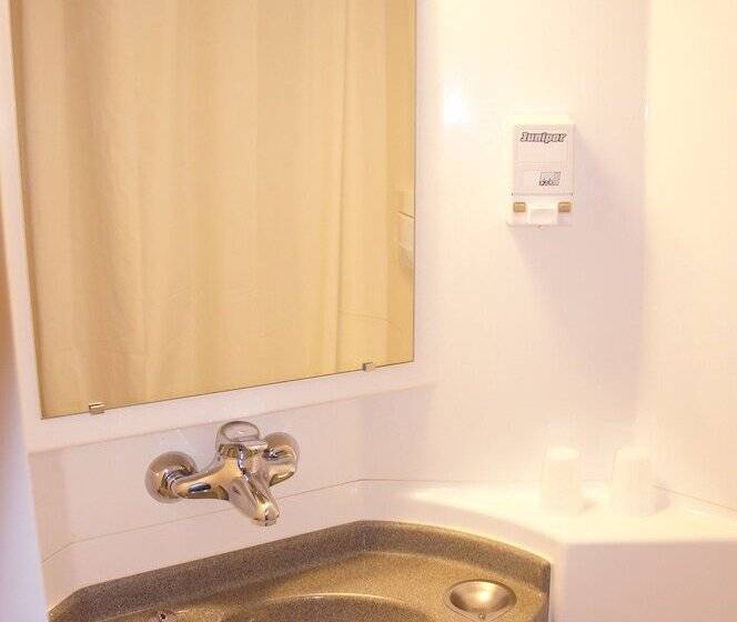 فندق De La Place