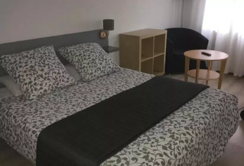 Hotelli Hôtel L'arbousier