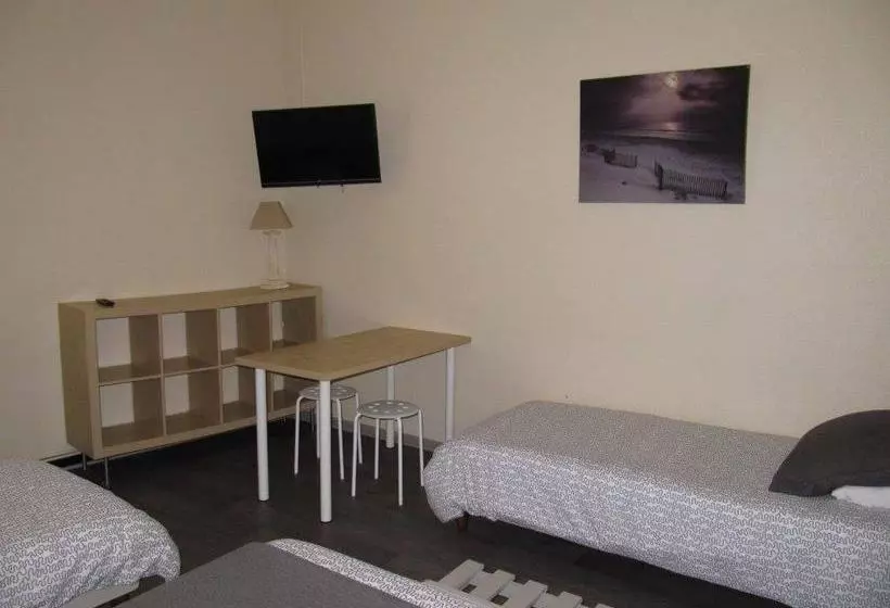 Hotelli Hôtel L'arbousier