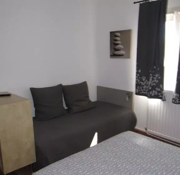 Hotelli Hôtel L'arbousier