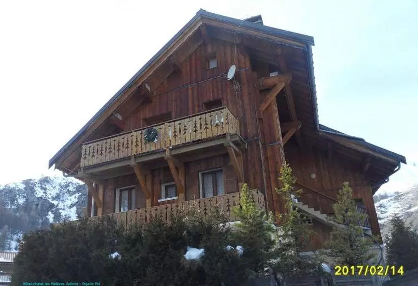 هتل Hôtel Chalet Les Mélèzes