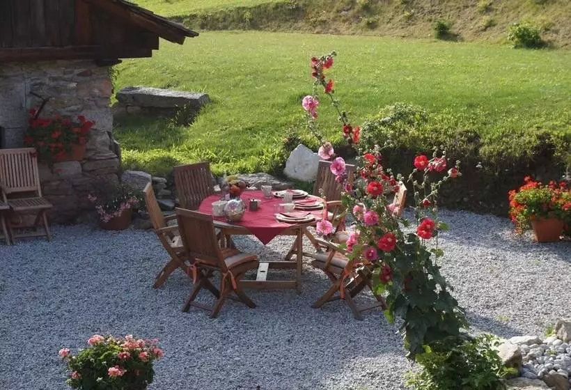 پانسیون Maison D'hôtes La Barmaz