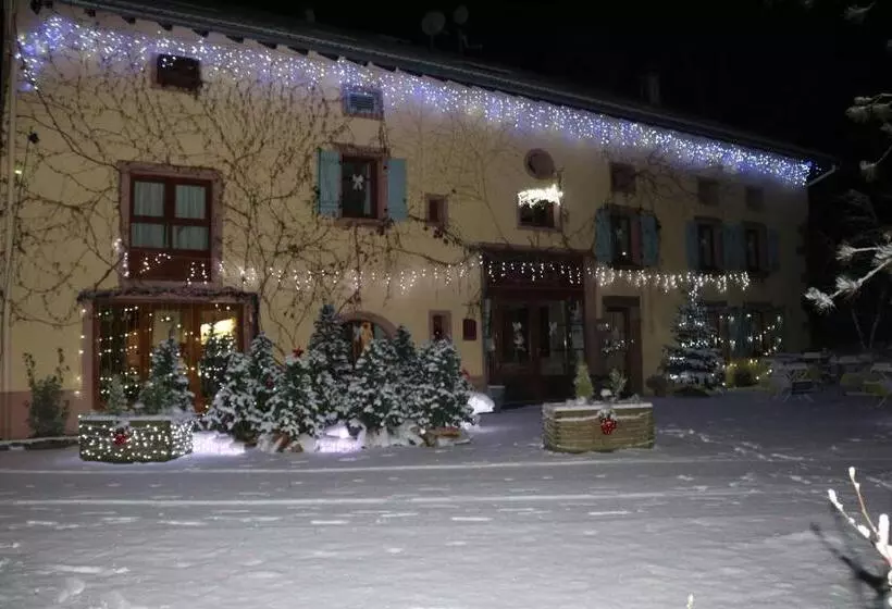 Auberge De La Charriole