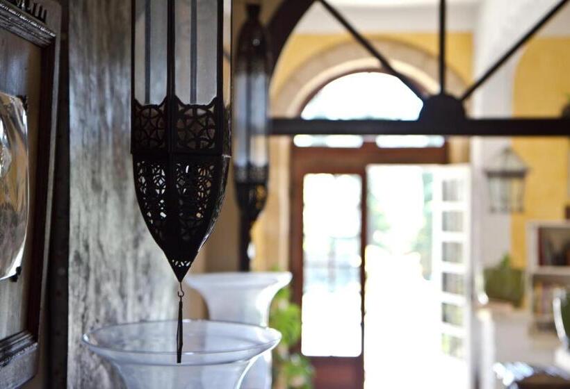 펜션 The Rhone Retreat