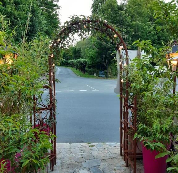 Общежитие Auberge De La Marquise