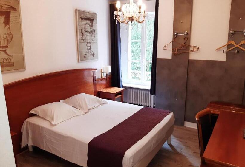 Общежитие Auberge De La Marquise