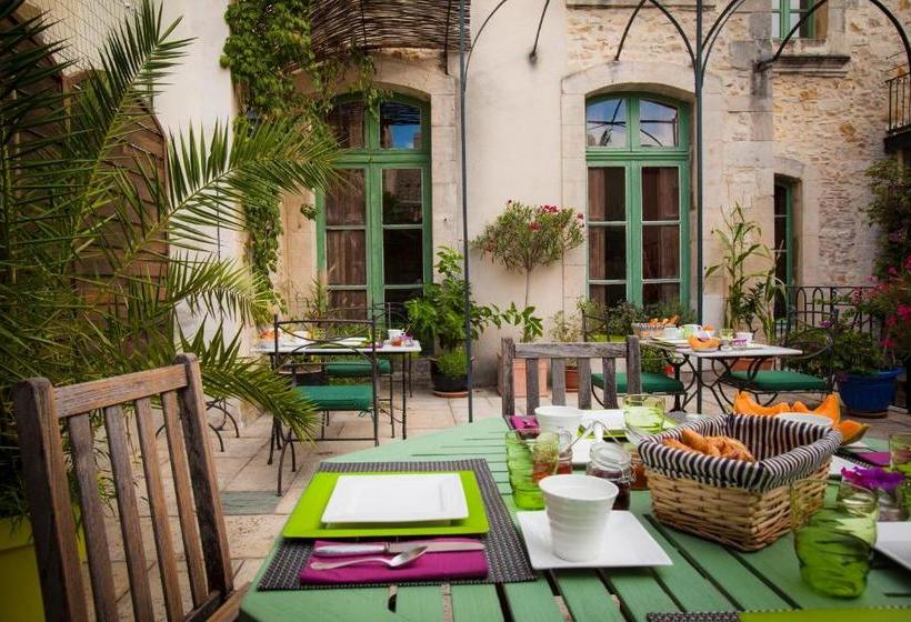 פנסיון Coté Cour Chambres D Hotes