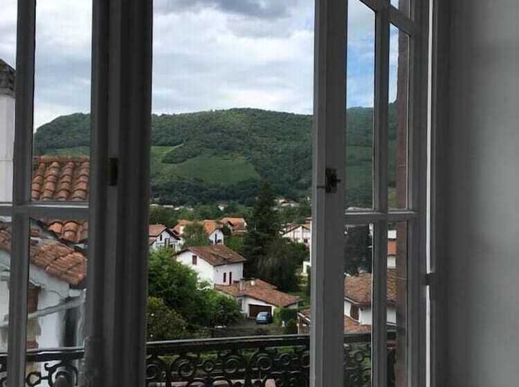 بنسيون La Villa Esponda