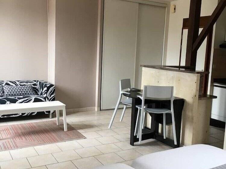 بنسيون La Villa Esponda