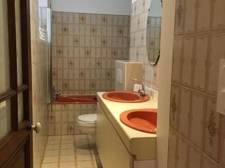 Majatalo La Villa Esponda