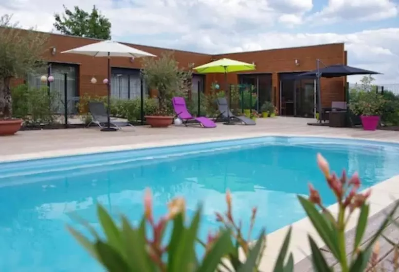 Majatalo Les Abris Du Château