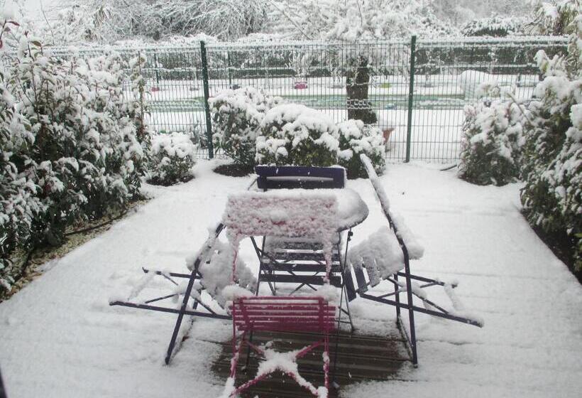 פנסיון Les Abris Du Château