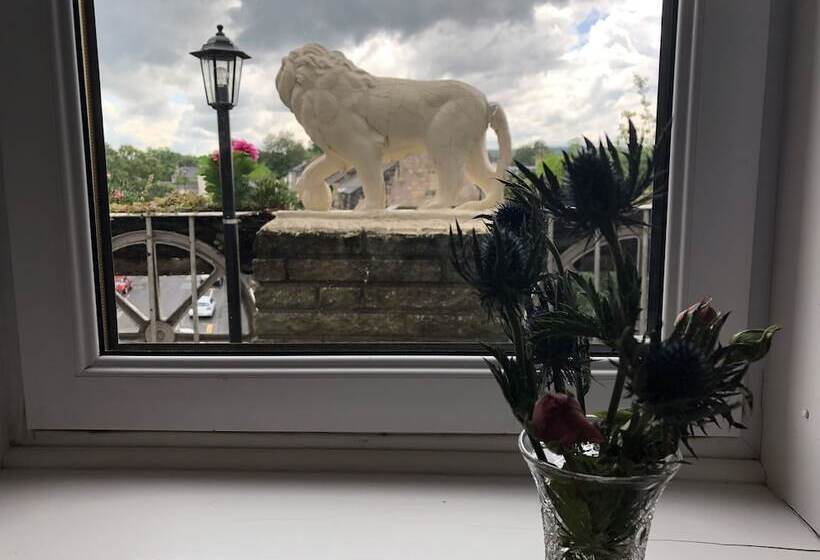 Castle Walk Bed & Breakfast