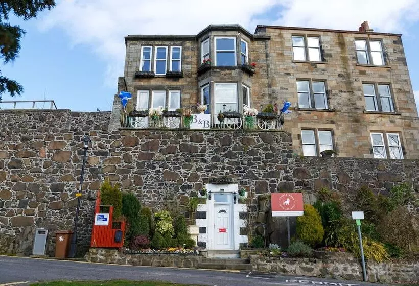 Castle Walk Bed & Breakfast