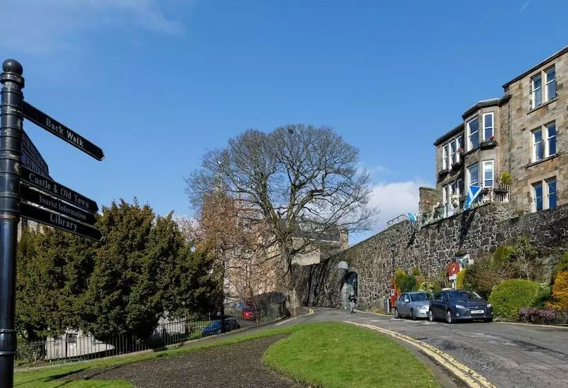 Castle Walk Bed & Breakfast