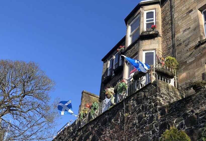 Castle Walk Bed & Breakfast