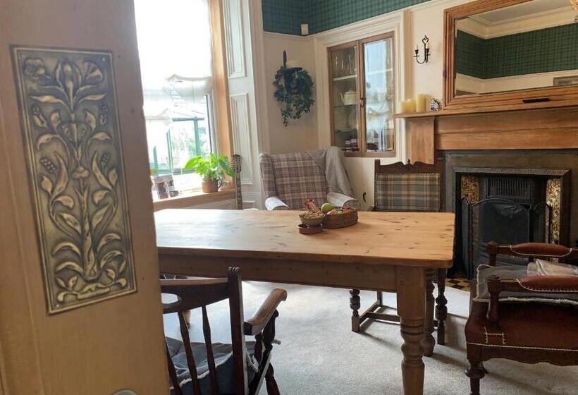 Dupplin152 Bed And Breakfast