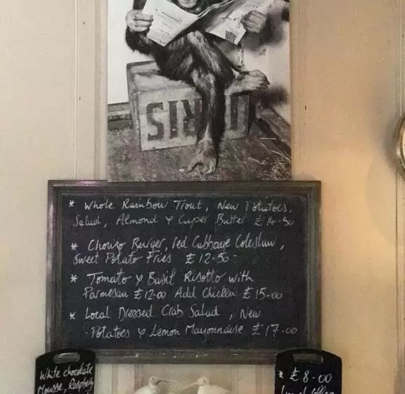 Hotelli Monkey Brewhouse