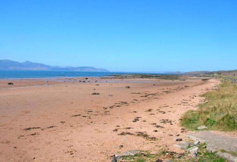 בית מלון כפרי Seamill House