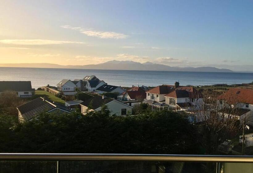 בית מלון כפרי Seamill House