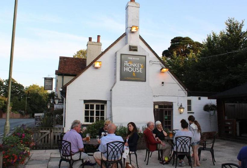 호텔 Monkey Brewhouse