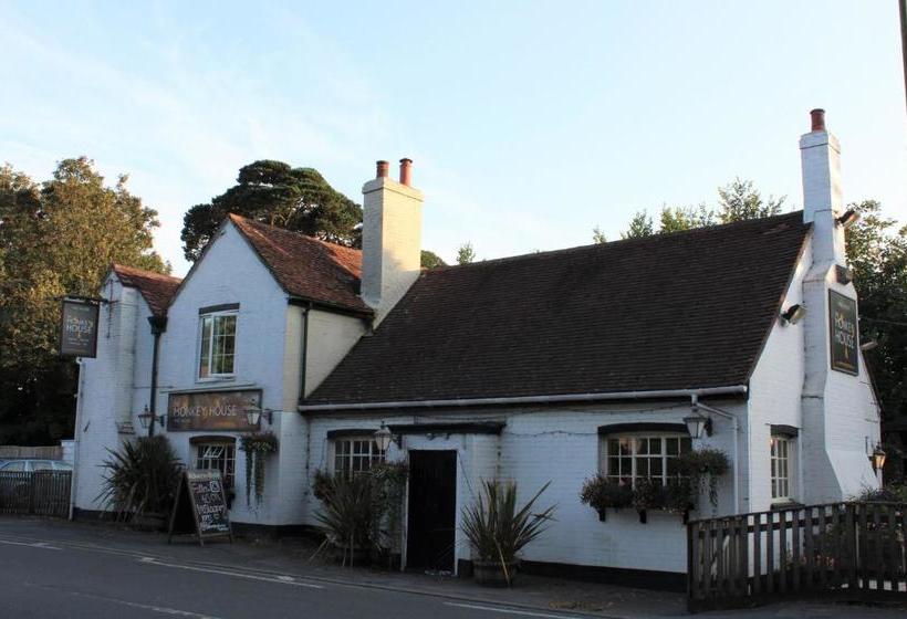 호텔 Monkey Brewhouse