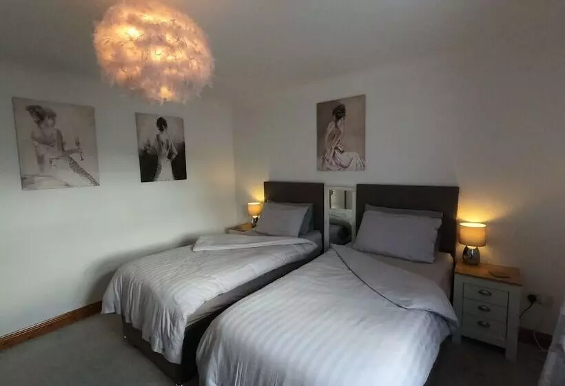 Majatalo Cribyn Lodge