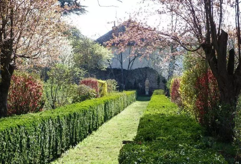 Majatalo Domaine Du Vern