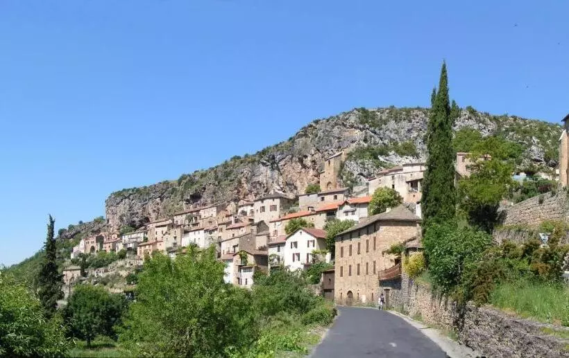 Majatalo Domaine Du Vern