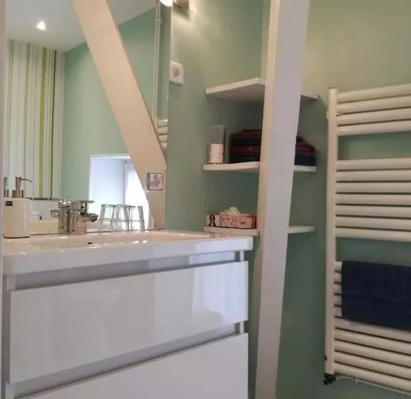 Majatalo Domaine Du Vern