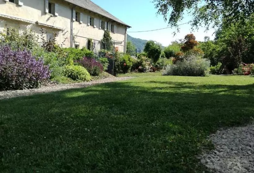 Majatalo Domaine Du Vern