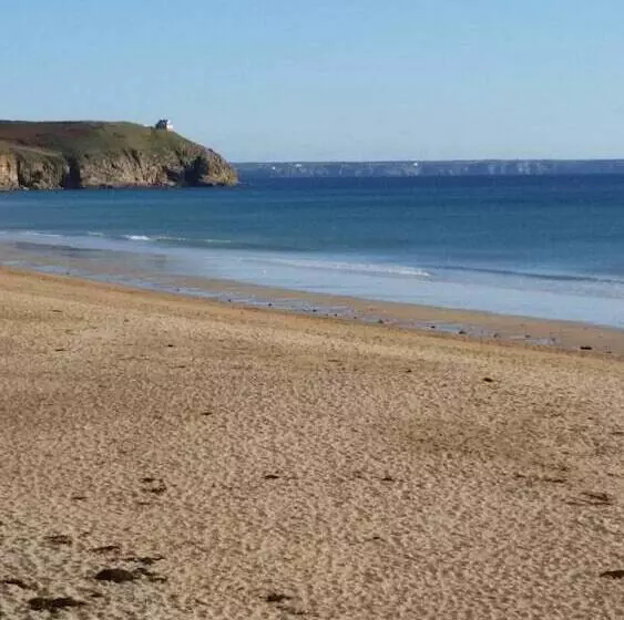 Majatalo Mandeley Guest House