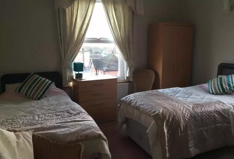 Majatalo Sunny Bank Guest House