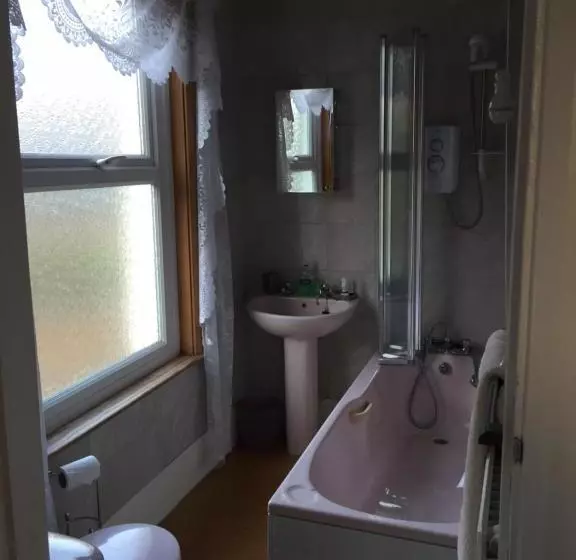 Majatalo Sunny Bank Guest House