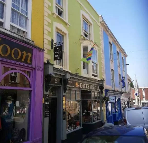 The Overlook Bed And Breakfast