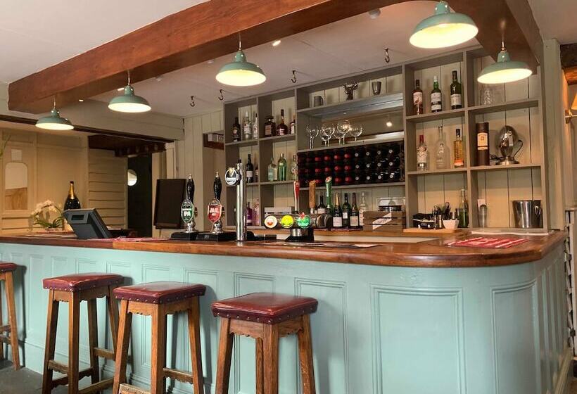 הוסטל The Dartmoor Inn At Lydford