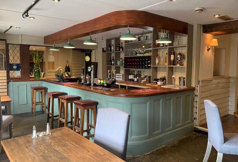 הוסטל The Dartmoor Inn At Lydford