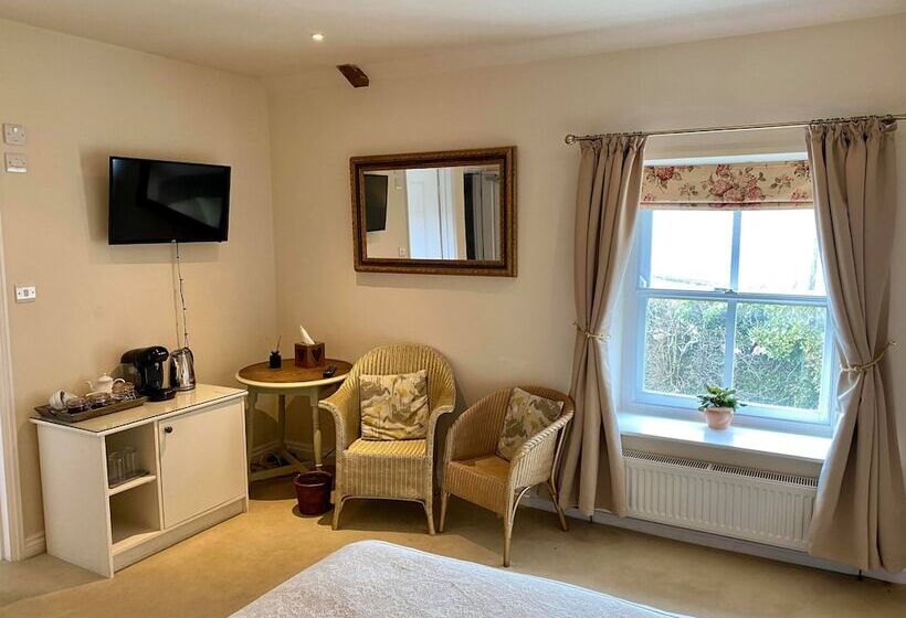 הוסטל The Dartmoor Inn At Lydford