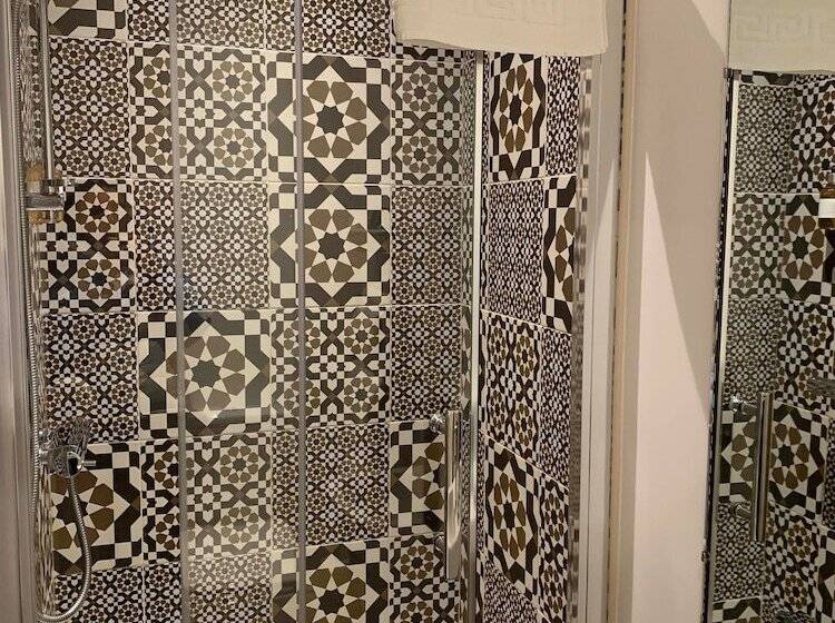 هاستل The Wheatsheaf Inn