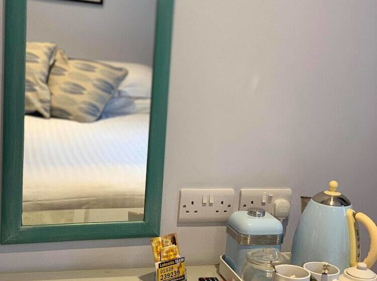 هاستل The Wheatsheaf Inn